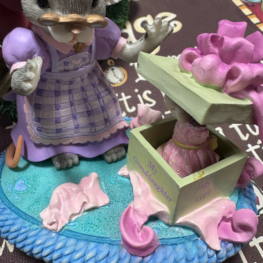 Granddaughter Gift Box Figurine - Purple and Pink